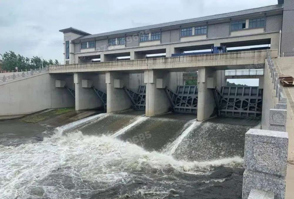 宁陵县大型水利闸站闸门