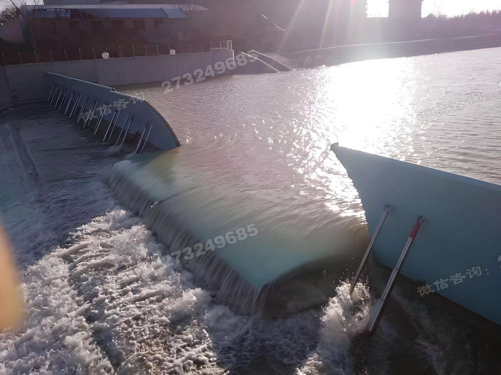 万荣县浅蓝色景观瀑布液压钢坝